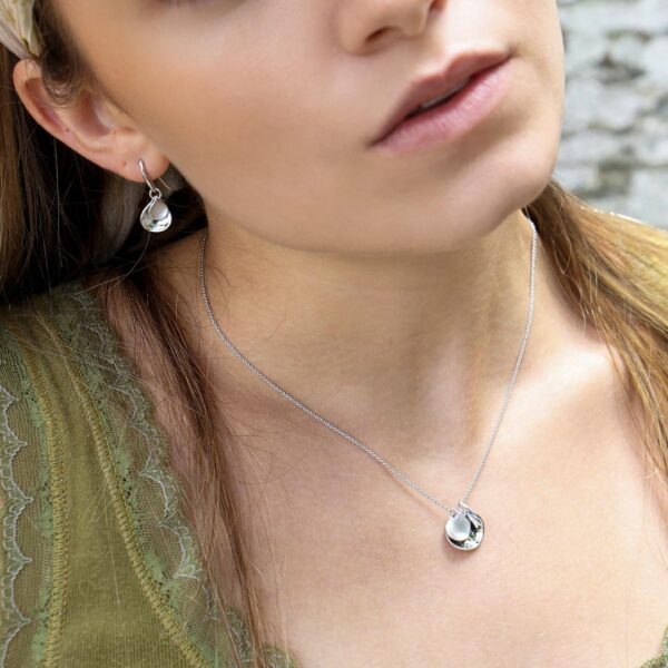 Double Petal Necklace - Image 3
