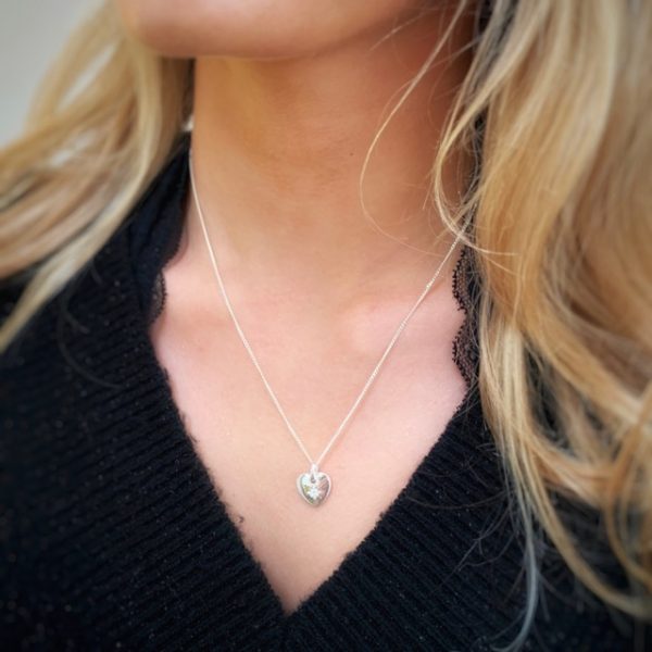 Sparkling Heart Necklace - Image 2