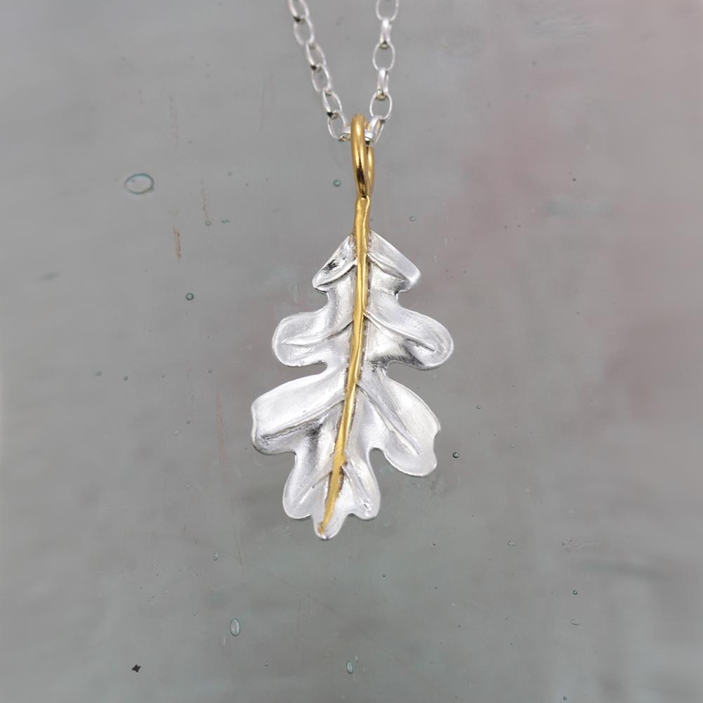 Oak discount leaf pendant