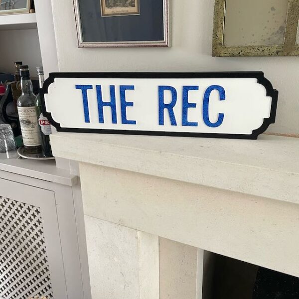 "THE REC" sign - Image 2