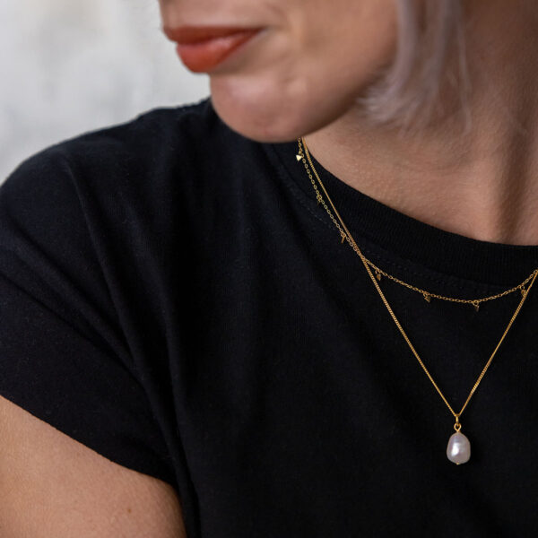 Gold Pearl Necklace - Image 2