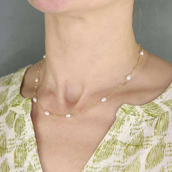 Gold pearl ball chain