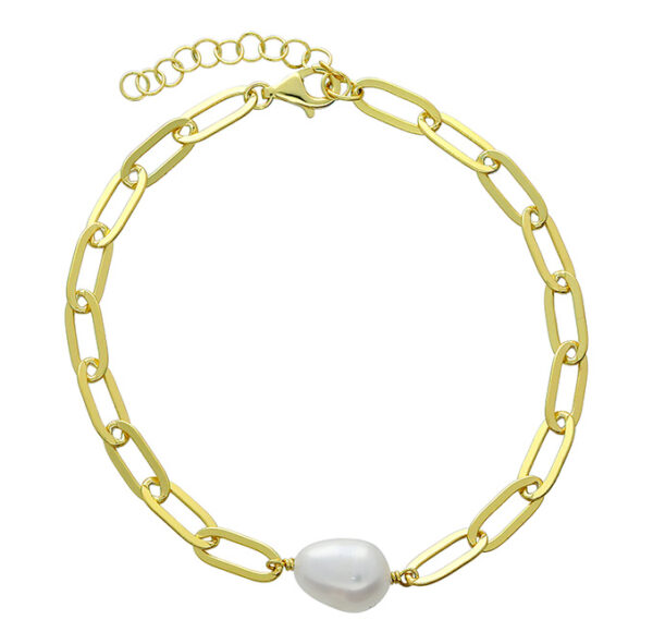 Gold pearl bracelet
