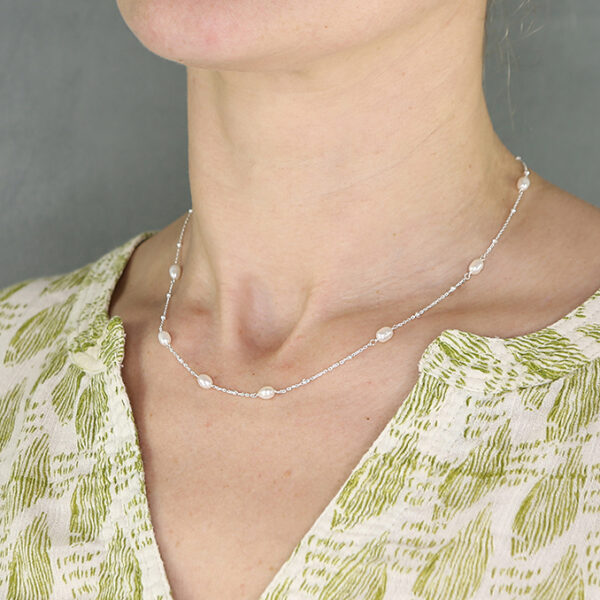 Pearl and Silver Ball Chain - Image 2