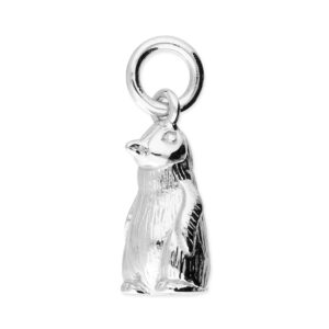 Sterling silver penguin charm for bracelet or pendant – cute animal charm with polished finish and detailed flippers.